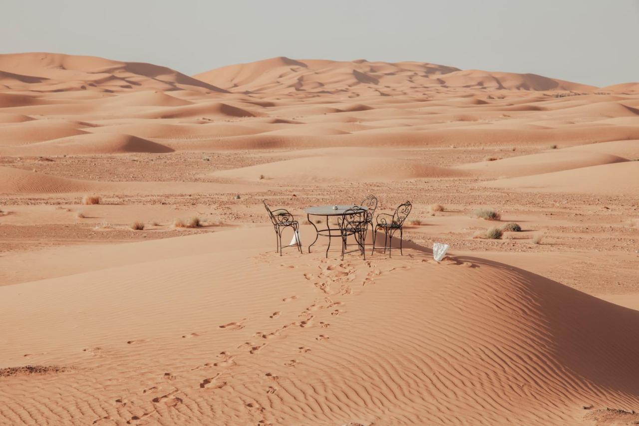 Soleil Camp & Camel Trekking Hotel Merzouga Bagian luar foto