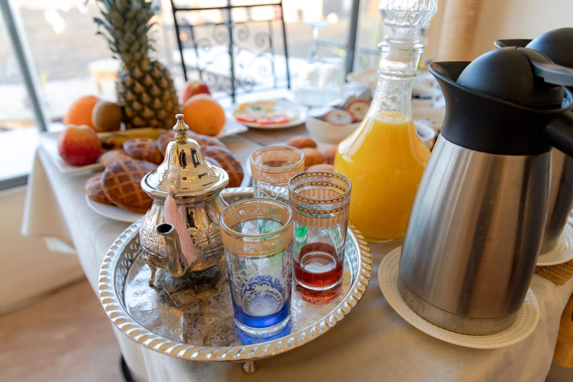 Soleil Camp & Camel Trekking Hotel Merzouga Bagian luar foto