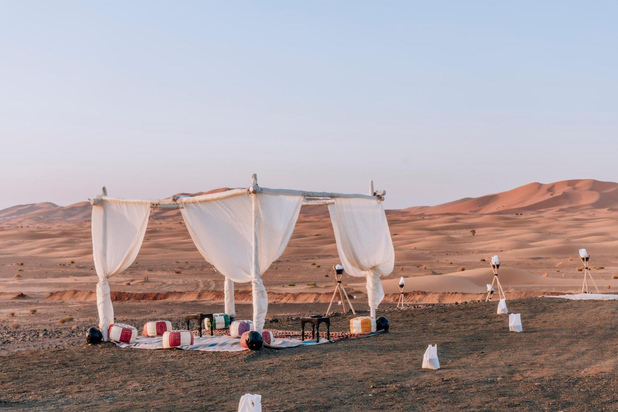 Soleil Camp & Camel Trekking Hotel Merzouga Bagian luar foto
